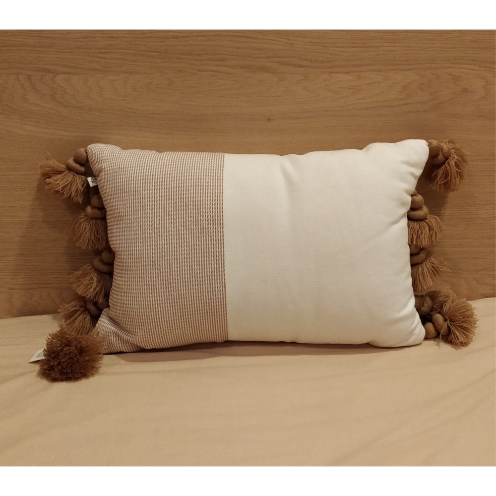 BNWT textured color blocked lumbar pillow